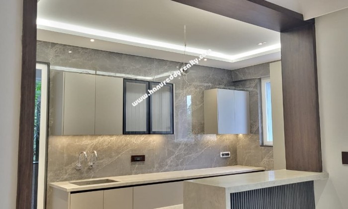 4 BHK Flat for Sale in East Point Colony